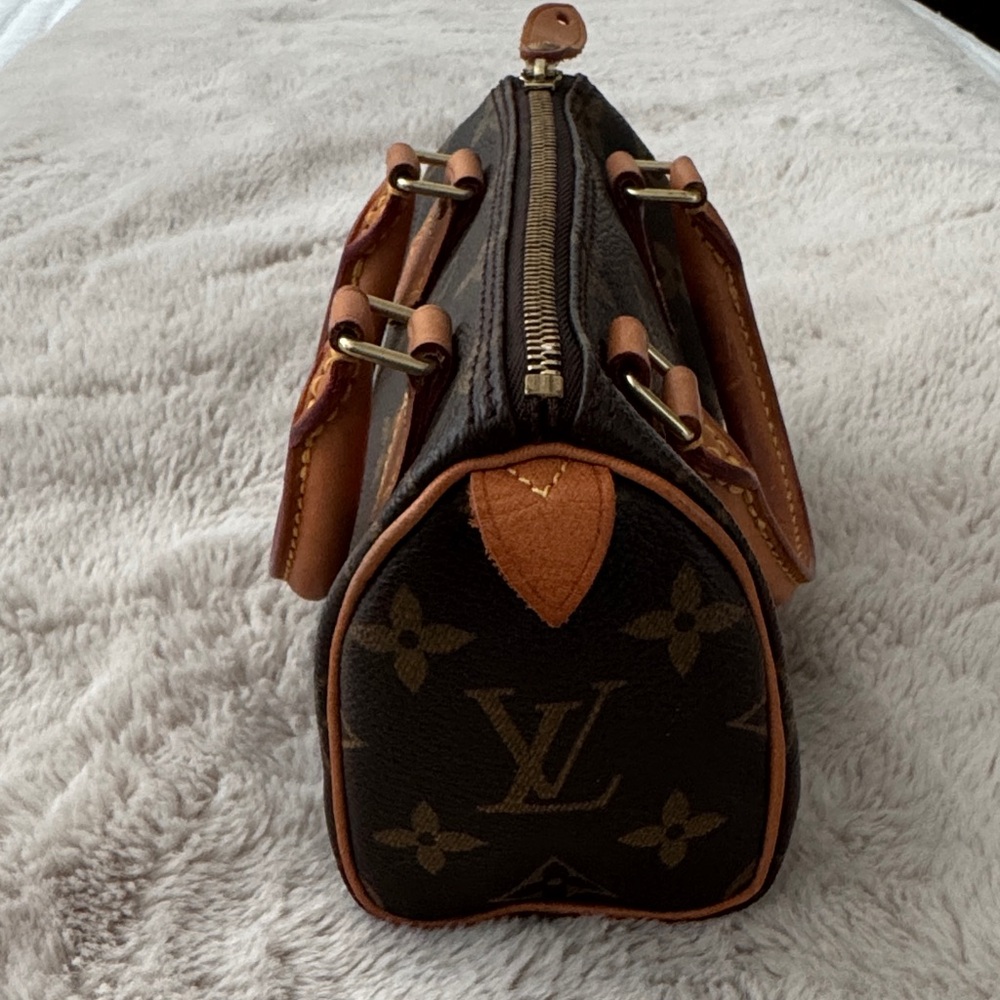 Louis Vuitton Brown and Tan Monogram Satchel - Picture 4 of 9
